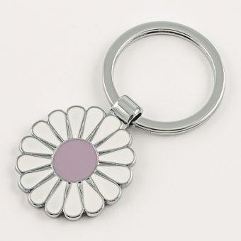 White Daisy Keychain